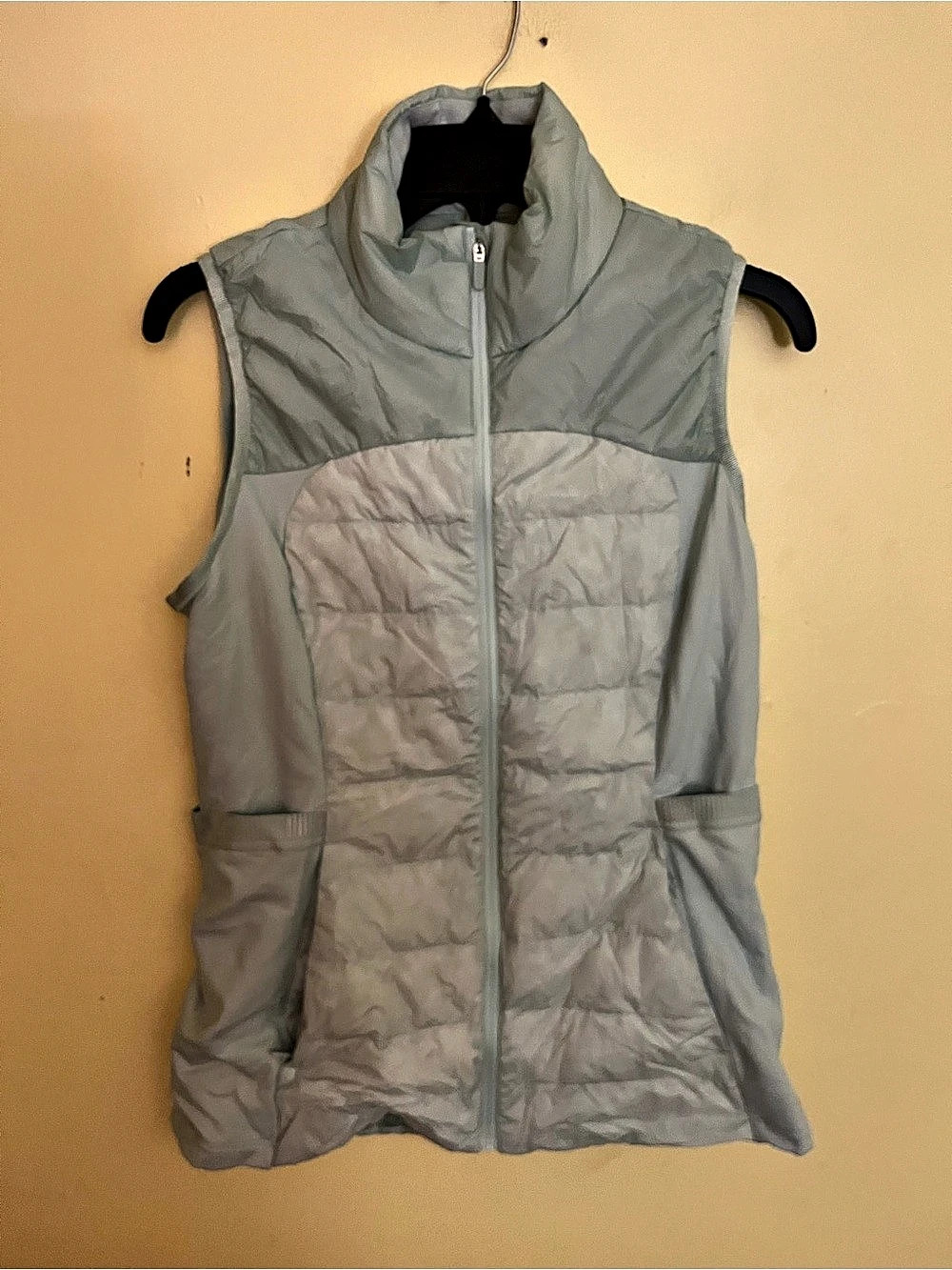 lululemon Down for It All Vest Delicate Mint Size 8